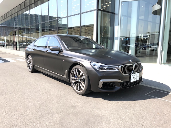 BMW M760Li-1