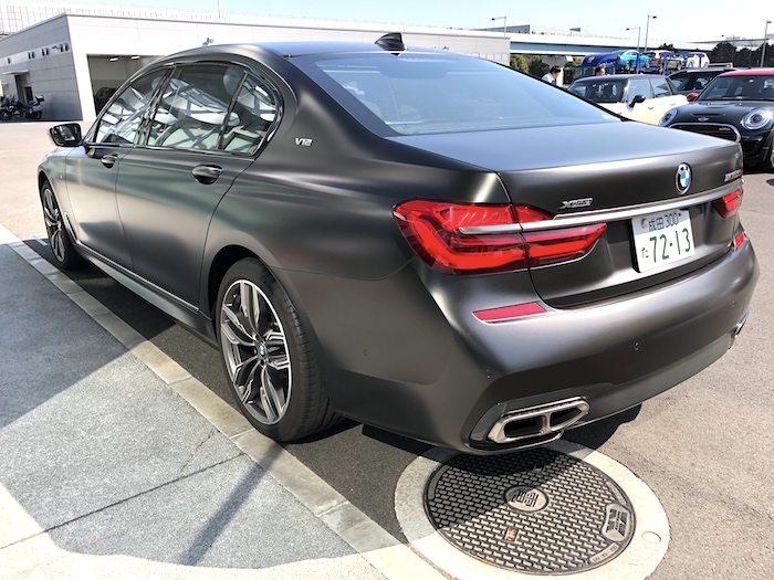 BMW M760Li-3